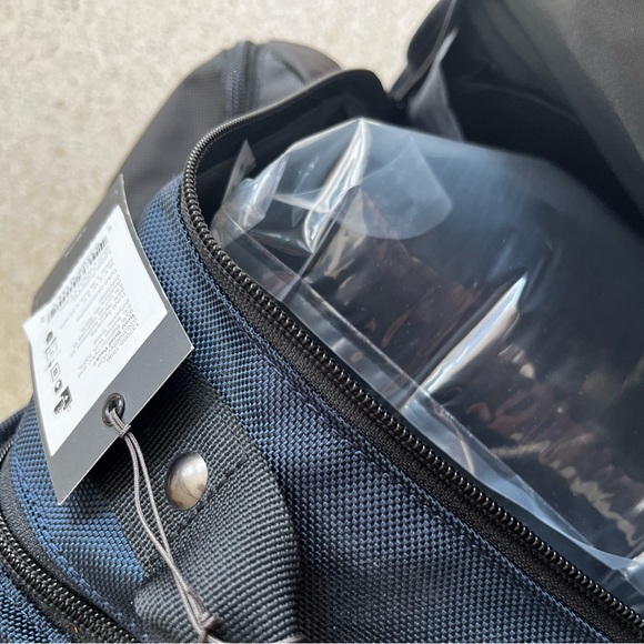 Tumi Alpha Brief Pack Generation 4.2 Navy Black Brand New - Picture 6 of 7